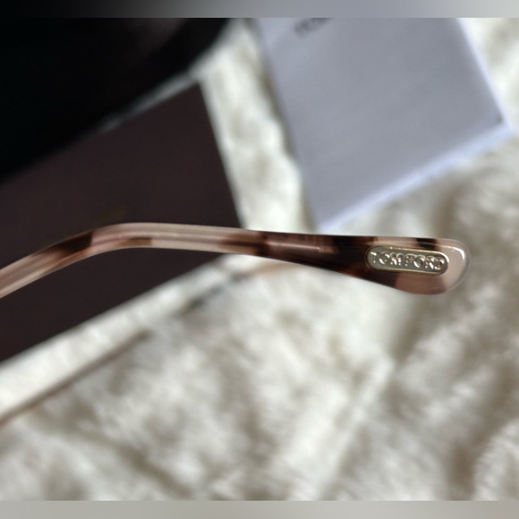 NWT Tom Ford Sunglasses 😎 - Picture 6 of 7
